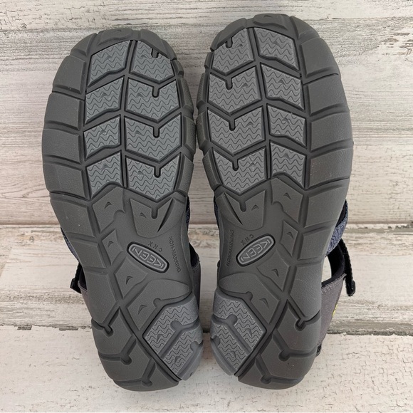 Keen Seacamp II CNX Big Boys Water Sandals Size 6 Slip On Washable In Gray NWOT - Picture 11 of 11